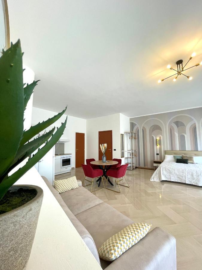 Trani Suite - Moro 10 ภายนอก รูปภาพ