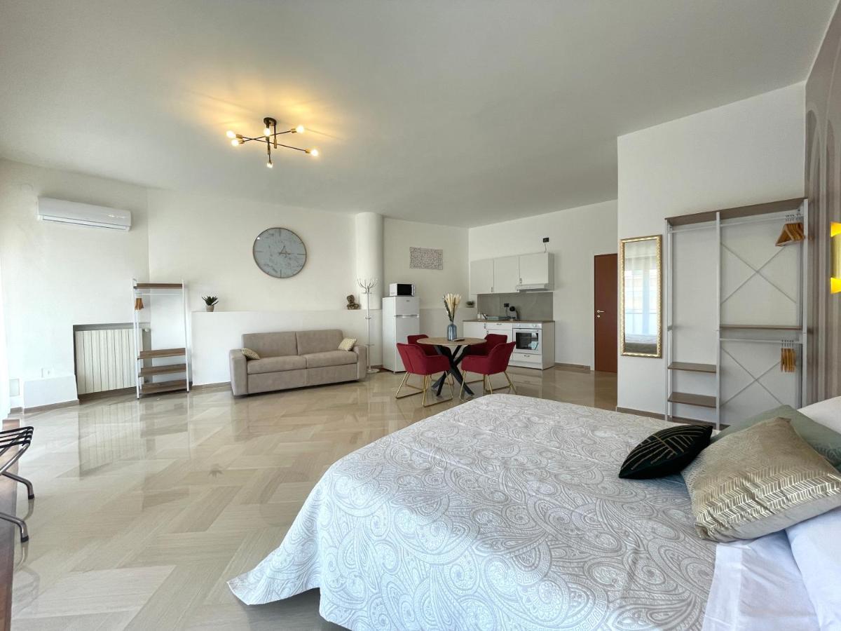 Trani Suite - Moro 10 ภายนอก รูปภาพ