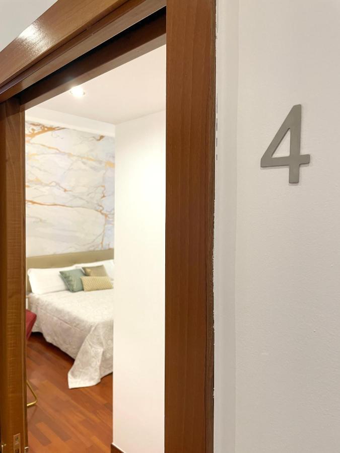 Trani Suite - Moro 10 ภายนอก รูปภาพ