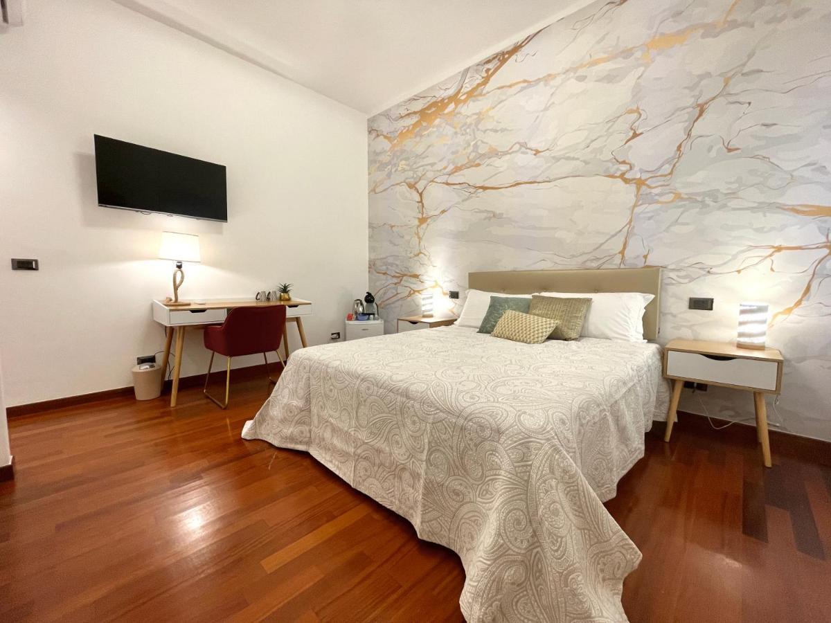Trani Suite - Moro 10 ภายนอก รูปภาพ